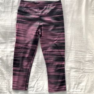 Women’s capri leggings